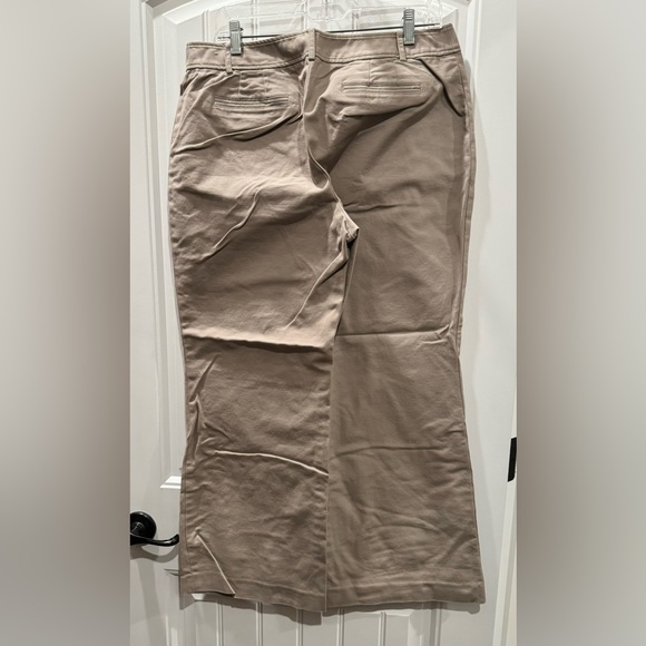 Ann Taylor LOFT julie Pants Khaki Size 14 - Picture 2 of 3
